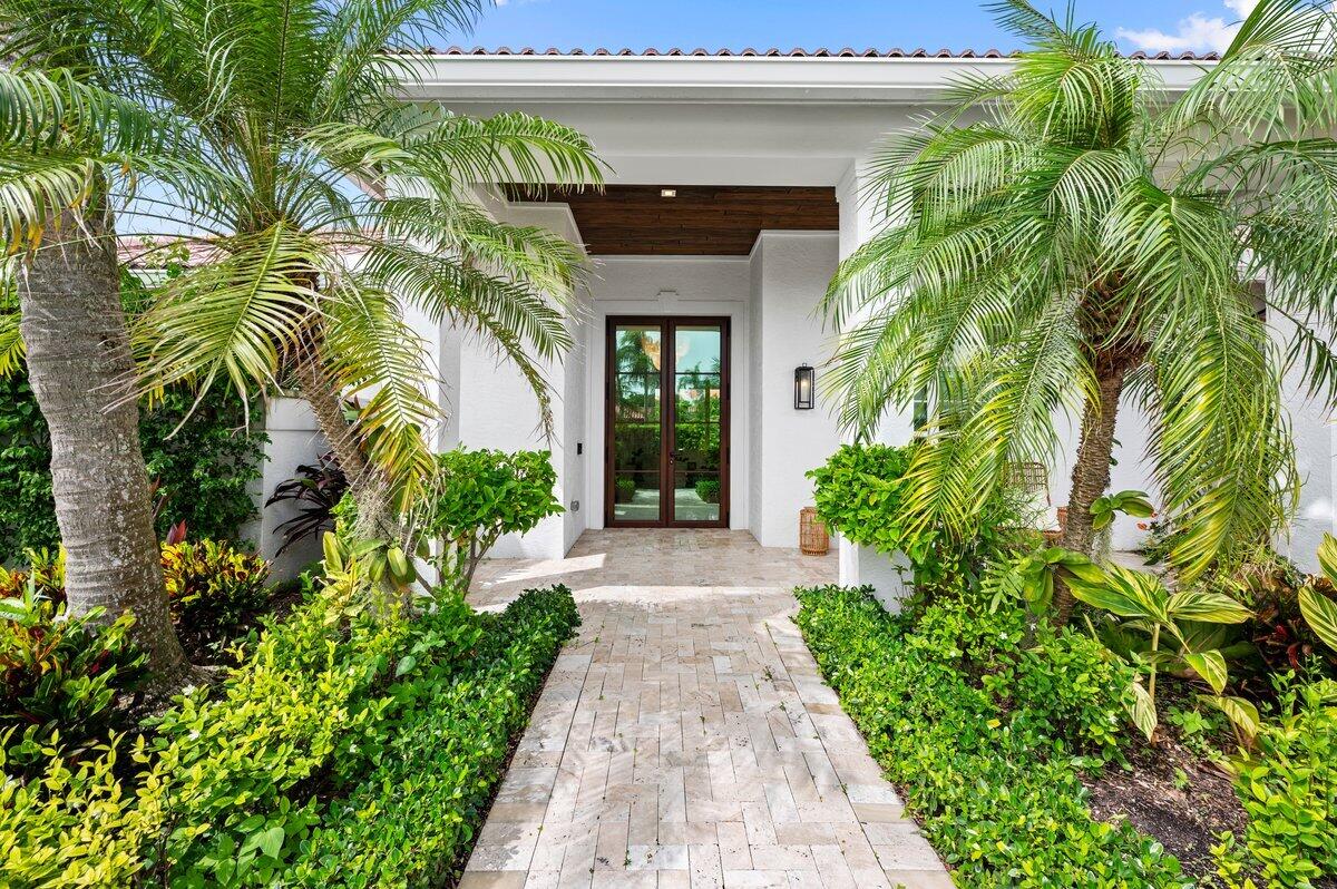 160 Beacon Lane Jupiter Inlet Colony, FL 33469 - Photo 1 of 56 LUX4122