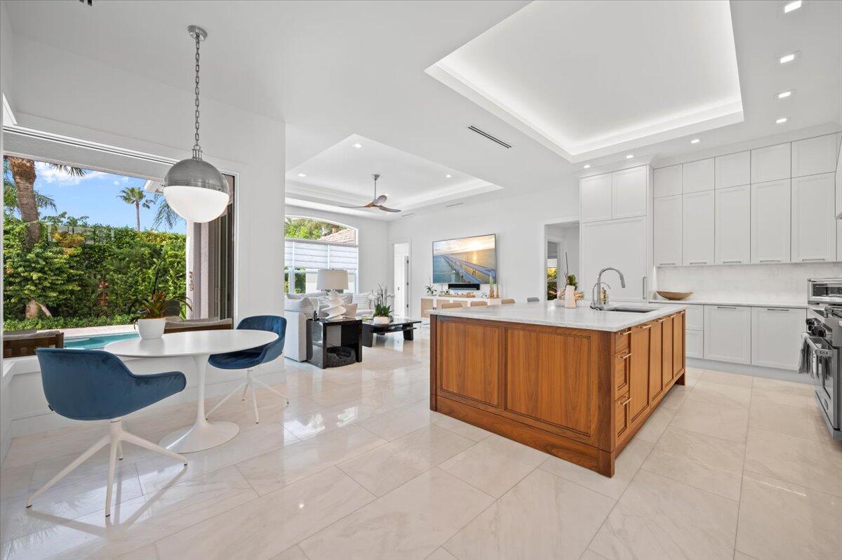 160 Beacon Lane Jupiter Inlet Colony, FL 33469 - Photo 14 of 56 23-LUX4230.jpg1