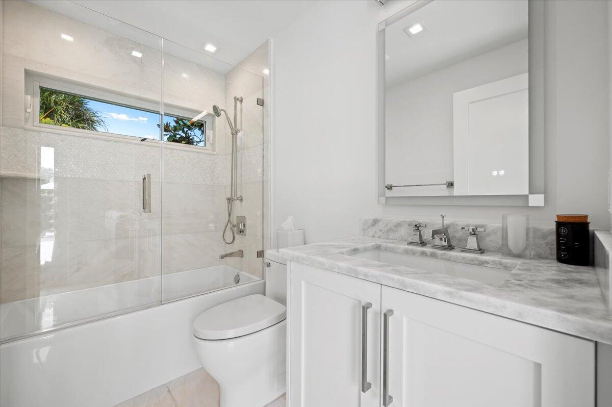 160 Beacon Lane Jupiter Inlet Colony, FL 33469 - Photo 32 of 56 40-LUX4305