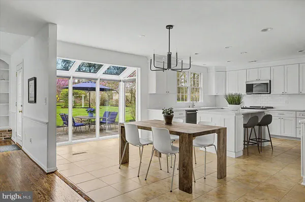 $975,000 | 5693 Cottageville Lane, Doylestown, PA 18902