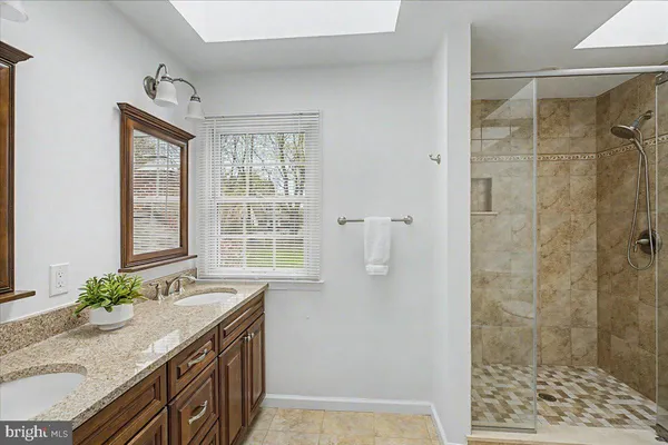 $975,000 | 5693 Cottageville Lane, Doylestown, PA 18902