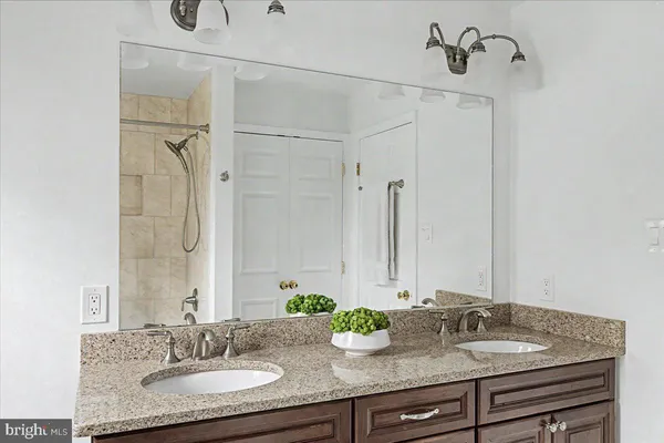 $975,000 | 5693 Cottageville Lane, Doylestown, PA 18902