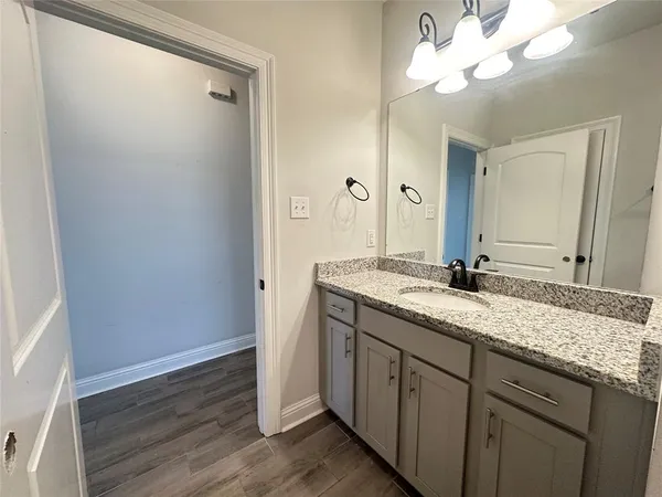 $2,400 | 3847 Joseph Randall Drive, Shreveport, LA 71107