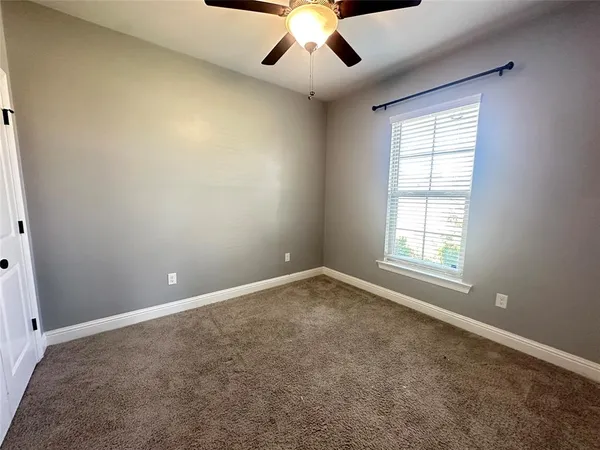 $2,400 | 3847 Joseph Randall Drive, Shreveport, LA 71107