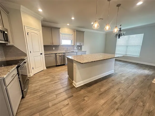 $2,400 | 3847 Joseph Randall Drive, Shreveport, LA 71107