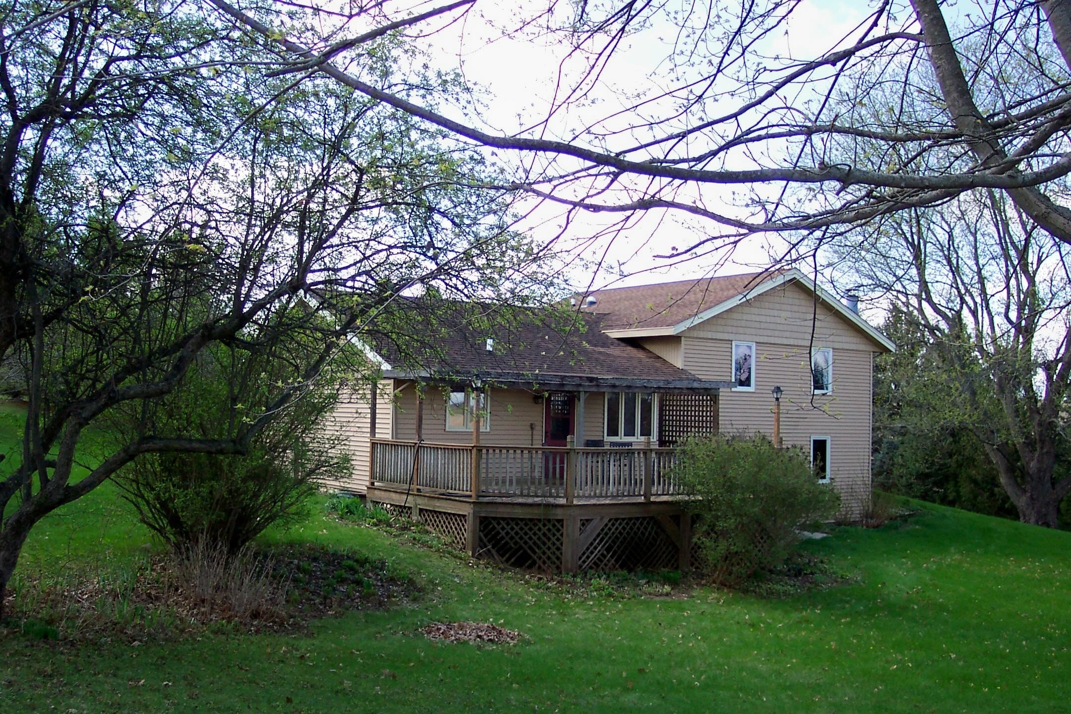 10072 Highway 72 Forreston, IL 61030 - Photo 2 of 36