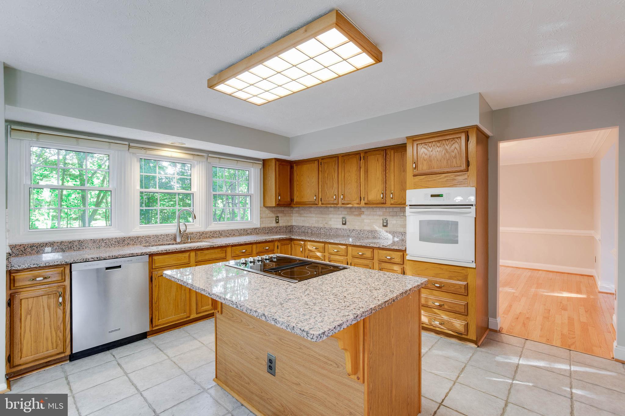2332 Club Pond Lane Reston, VA 20191 - Photo 13 of 39 Light Filled Kitchen