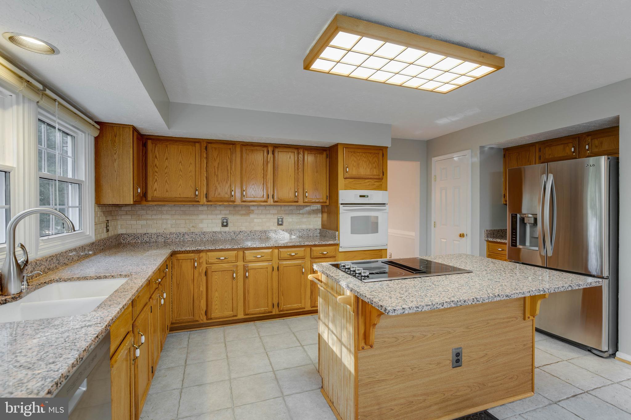 2332 Club Pond Lane Reston, VA 20191 - Photo 14 of 39 Expansive Counter Space
