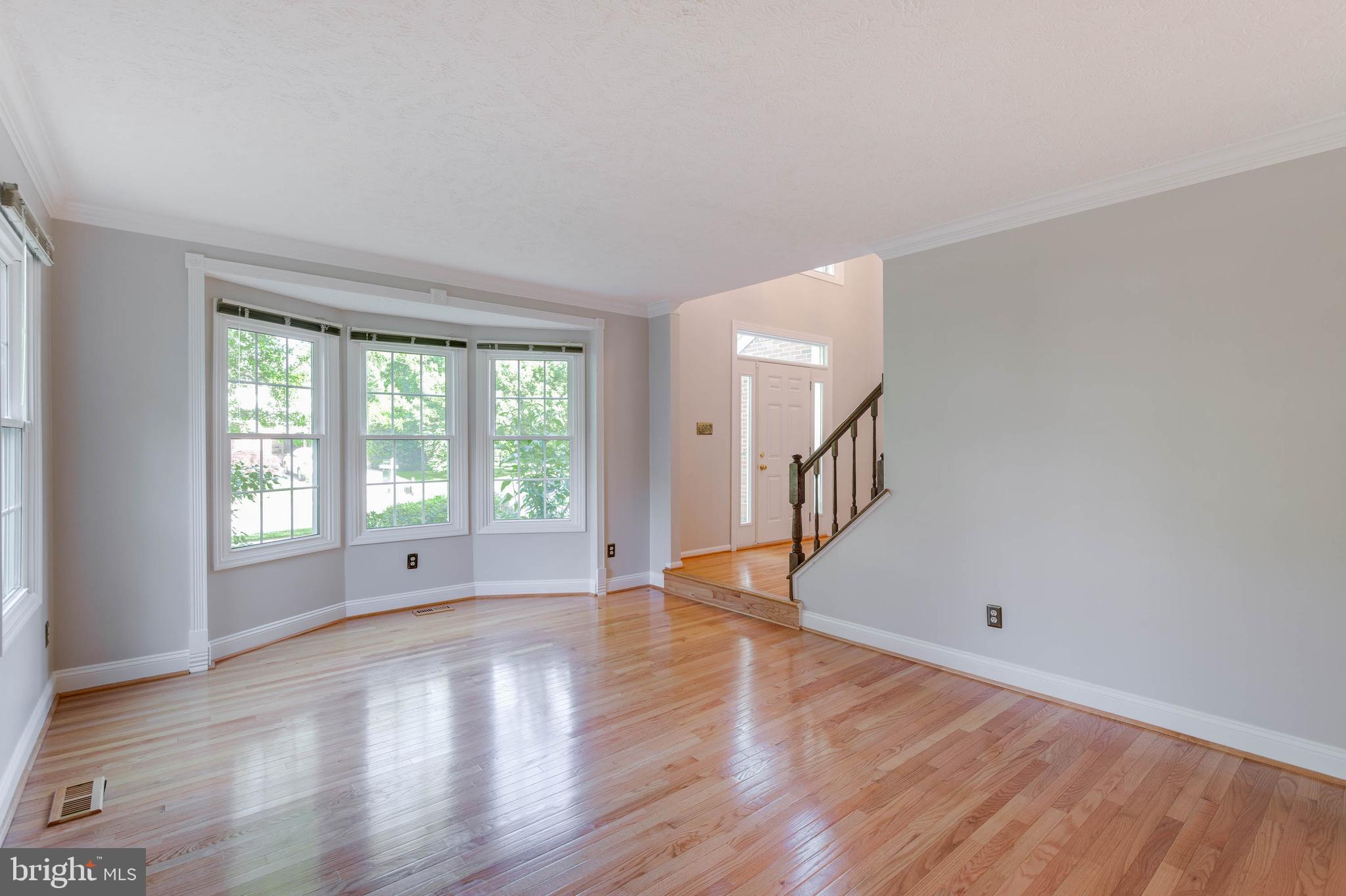 2332 Club Pond Lane Reston, VA 20191 - Photo 4 of 39 Gleaming hardwoods on main level