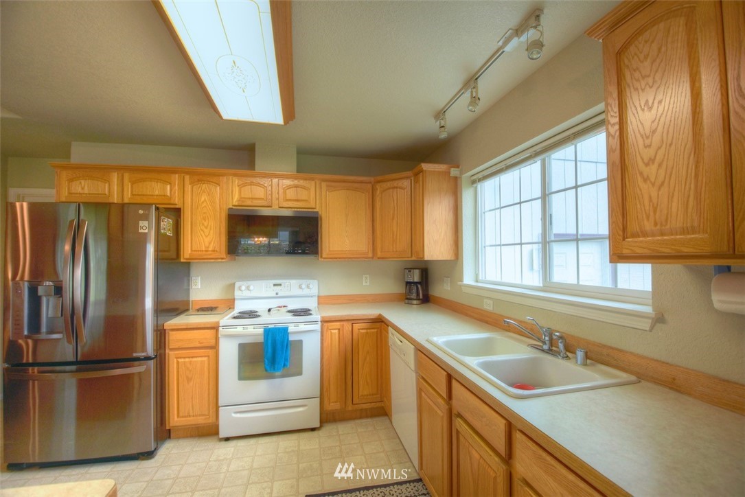 2512 Foron Road Centralia, WA 98531 - Photo 5 of 19 Gallery Image 5