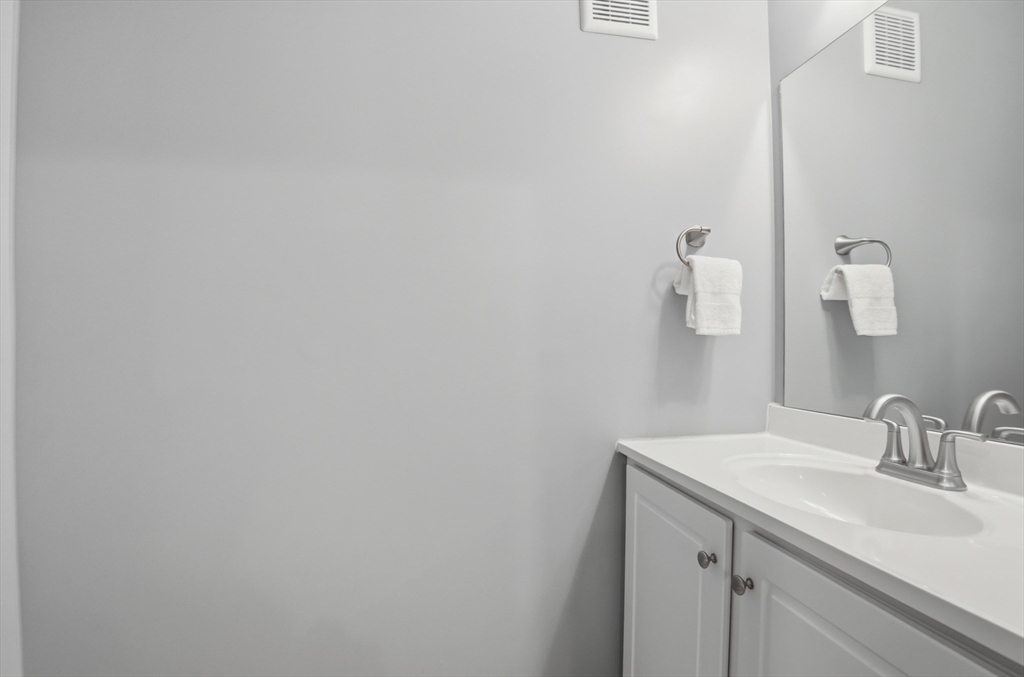 48 Phillips Road, Unit 17 Holden, MA 01520 - Photo 11 of 25