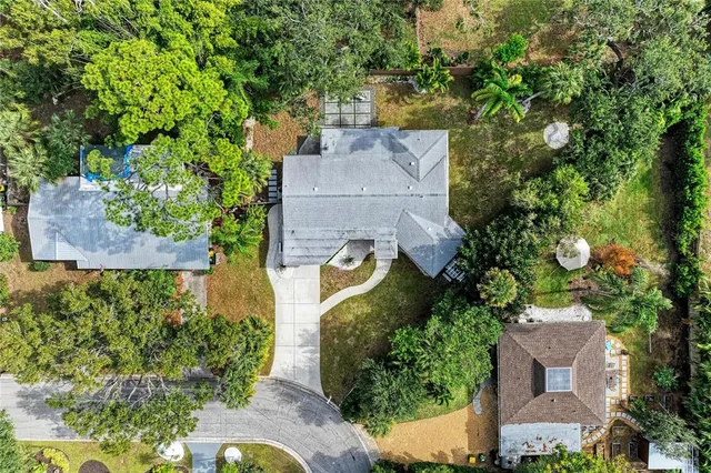 $719,300 | 2132 Hyde Park Circle, Sarasota, FL 34239