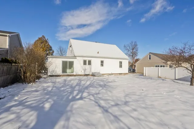 $339,000 | 27 Cortland Street, Chicopee, MA 01020