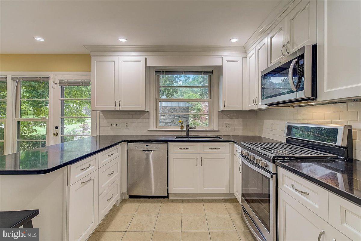 8200 Fenton Road Glenside, PA 19038 - Photo 19 of 72 Gallery Image 19