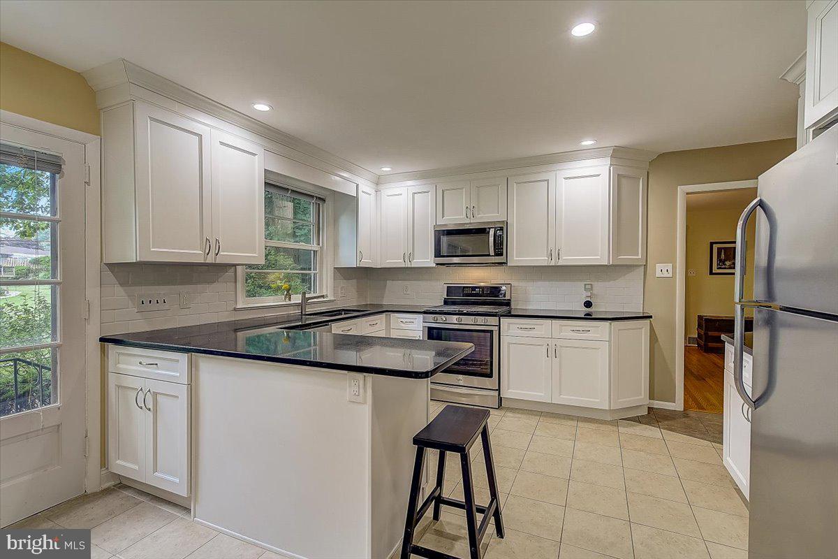 8200 Fenton Road Glenside, PA 19038 - Photo 20 of 72 Gallery Image 20
