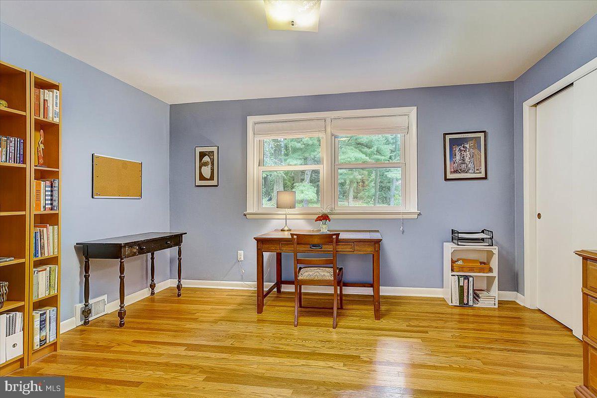 8200 Fenton Road Glenside, PA 19038 - Photo 35 of 72 Gallery Image 35