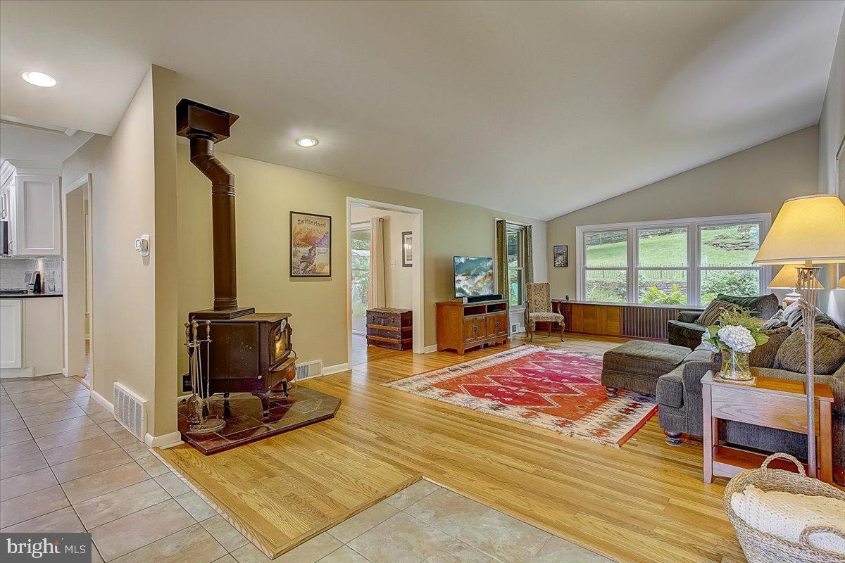 8200 Fenton Road Glenside, PA 19038 - Photo 8 of 72 Gallery Image 8