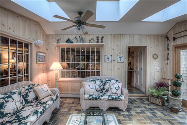 60 Old Coach Road Cohasset, MA 02025 - Photo 10 of 30 Gallery Image 10