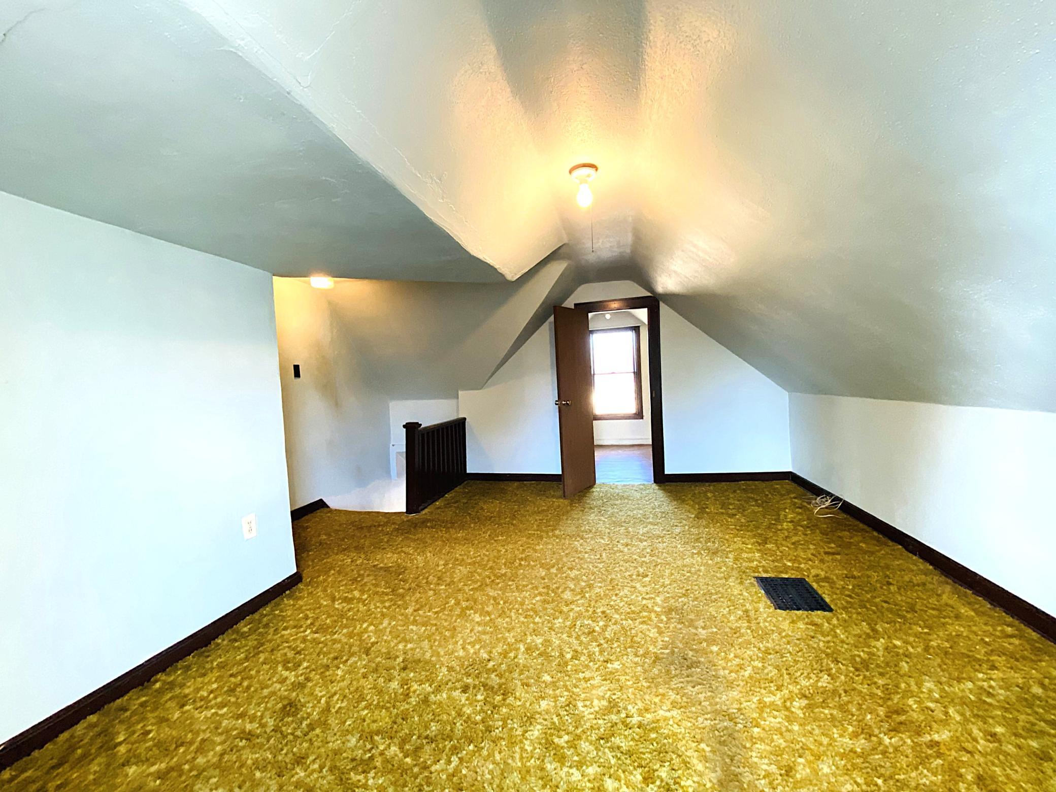 1168 Prospect Avenue Windom, MN 56101 - Photo 14 of 21