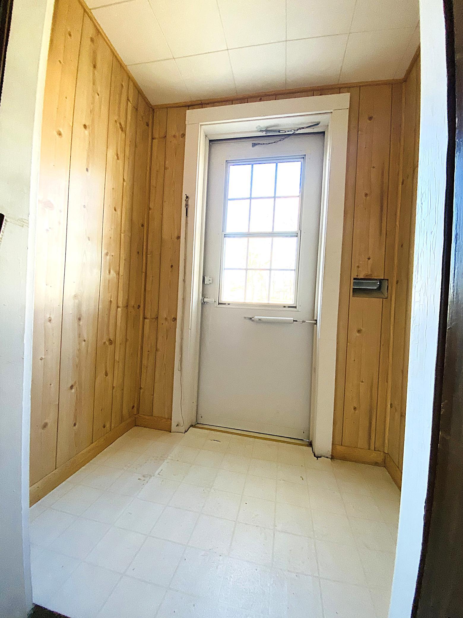 1168 Prospect Avenue Windom, MN 56101 - Photo 9 of 21