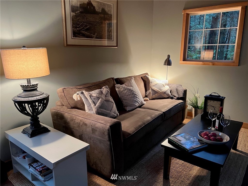 462 Moose Trail Point Roberts, WA 98281 - Photo 13 of 17 a living room with furniture and a lamp
