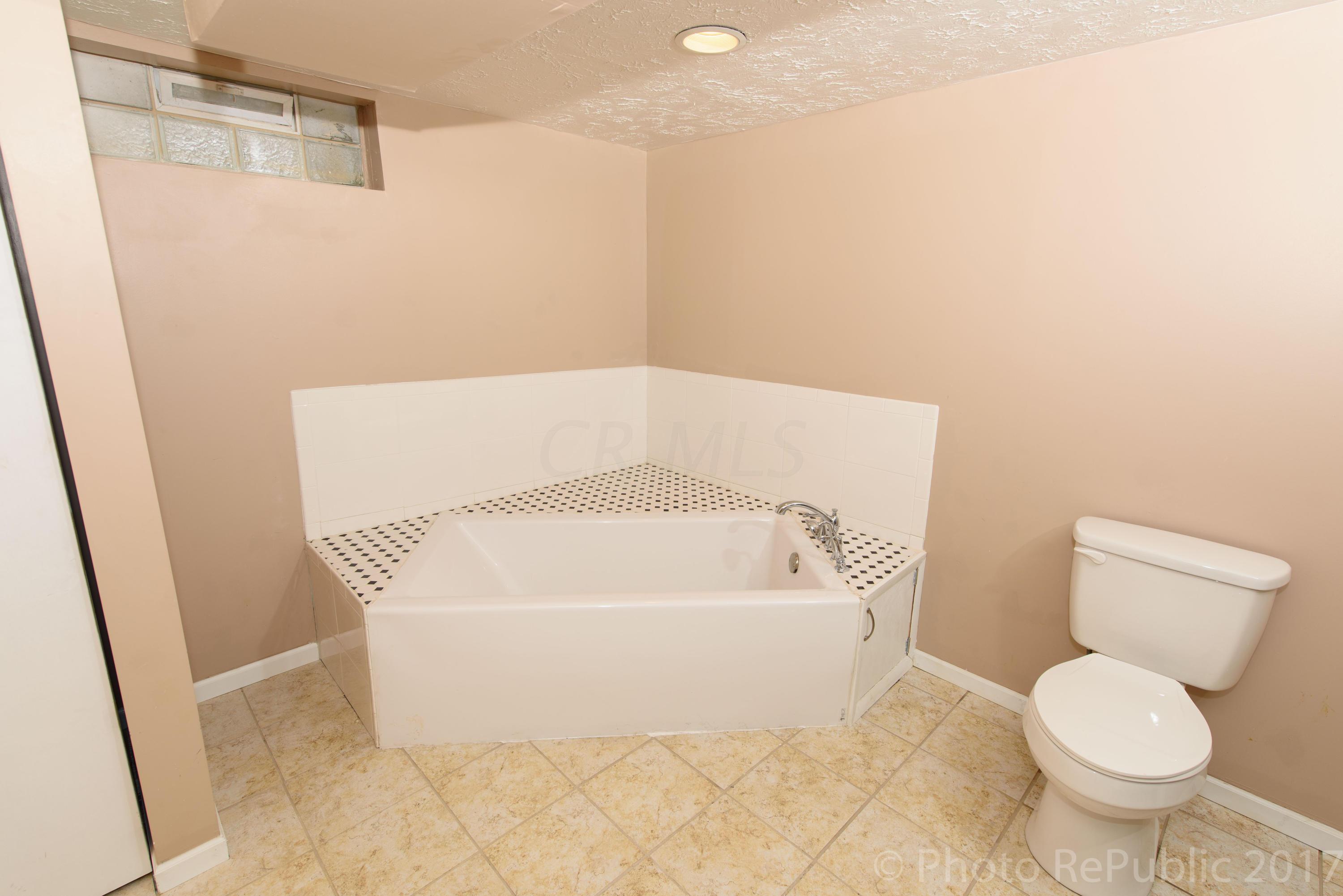5142 Rutledge Drive South Columbus, OH 43232 - Photo 14 of 19