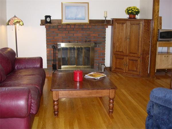 115 Hillside Road Braintree, MA 02184 - Photo 5 of 12 Gallery Image 5