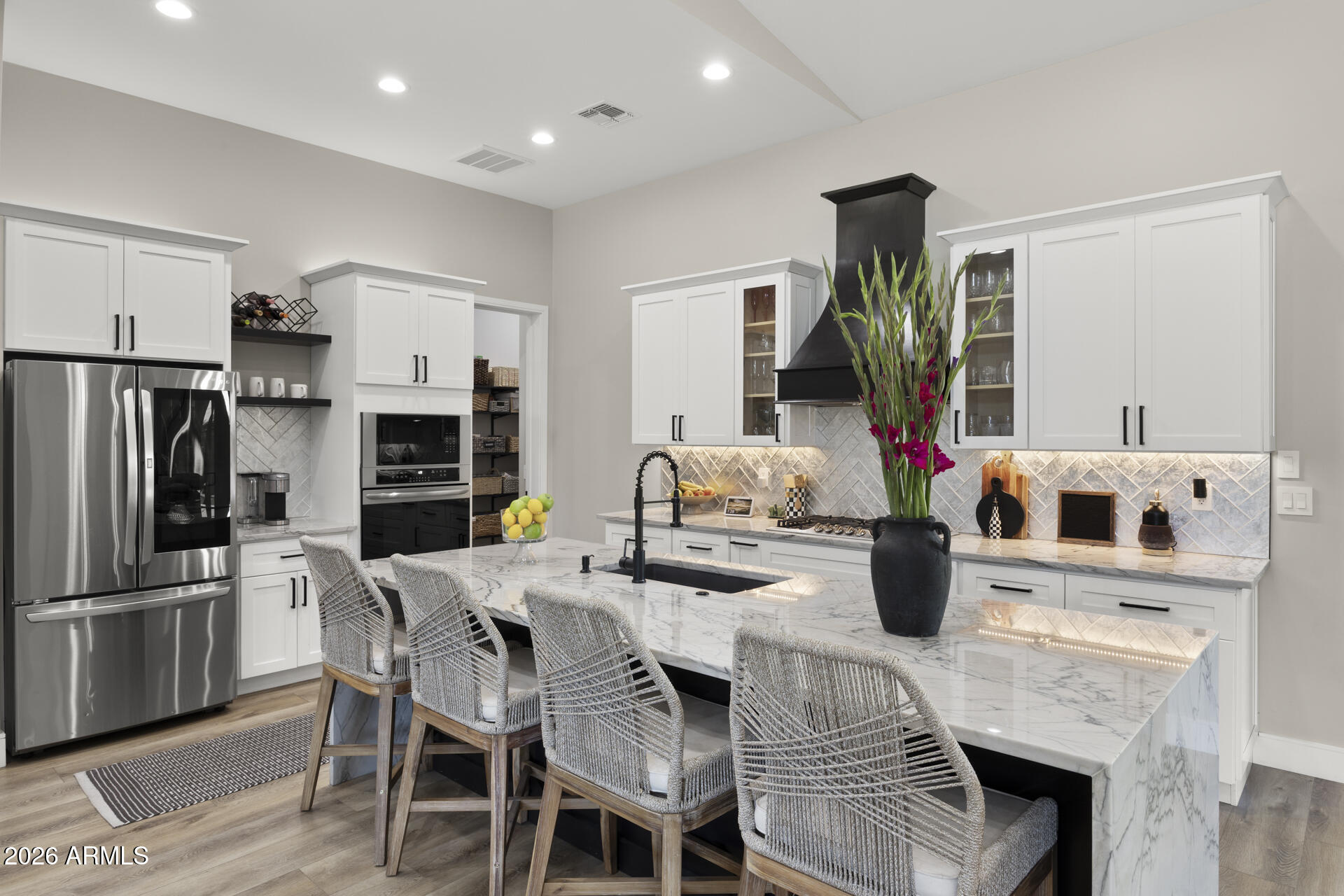 3927 North 13th Place Phoenix, AZ 85014 - Photo 11 of 48 Kitchen