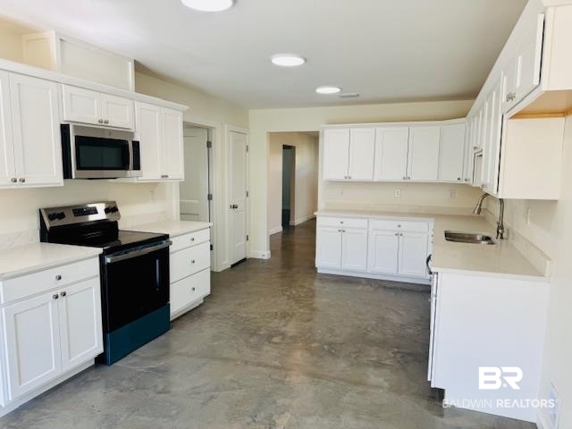 22203 6th Street Silverhill, AL 36576 - Photo 9 of 21 Kitchen