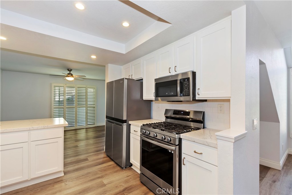 2192 Avocado Way Tustin, CA 92782 - Photo 13 of 41