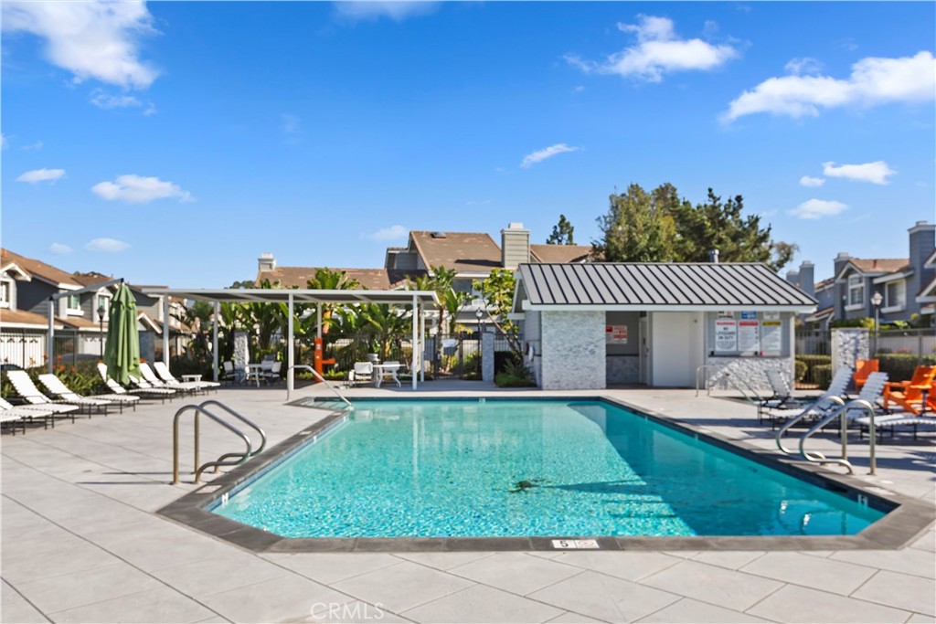 2192 Avocado Way Tustin, CA 92782 - Photo 2 of 41