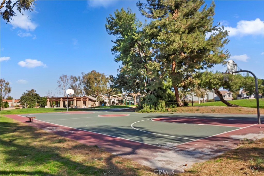 2192 Avocado Way Tustin, CA 92782 - Photo 36 of 41