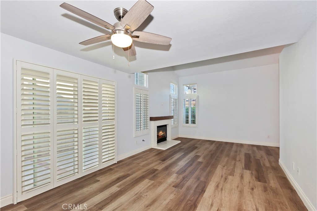 2192 Avocado Way Tustin, CA 92782 - Photo 6 of 41