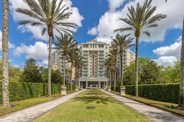 a view of a yard and entertaining space
