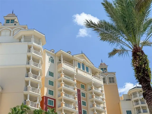 $2,300 | 1100 Sunset View Circle, Unit 302, Reunion, FL 34747