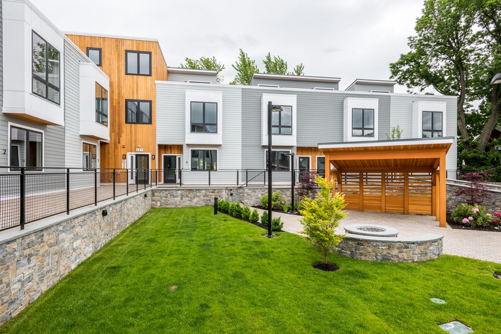 227 Cedar Street, Unit 6 Somerville, MA 02145 - Photo 25 of 25 a front view of house with yard
