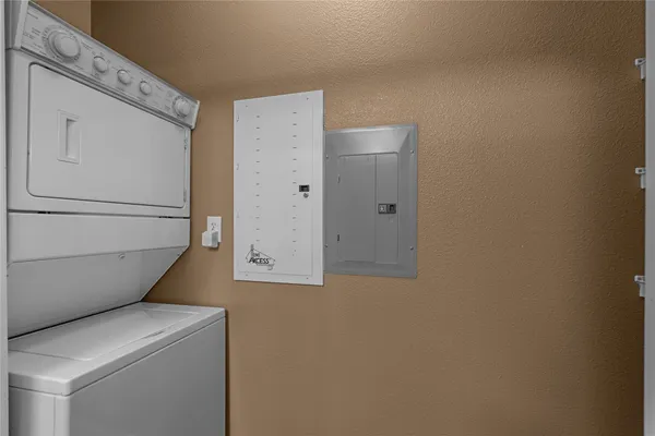 $2,000 | 2299 Lone Star Drive, Unit 244, Sugar Land, TX 77479