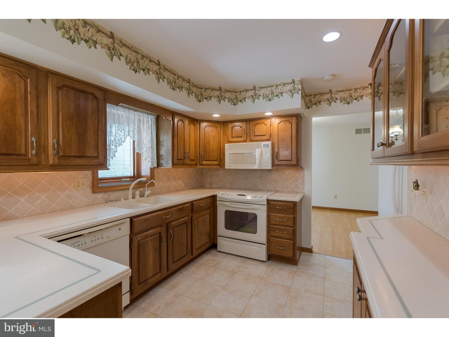 4526 Mill Road Emmaus, PA 18049 - Photo 6 of 20 Gallery Image 6