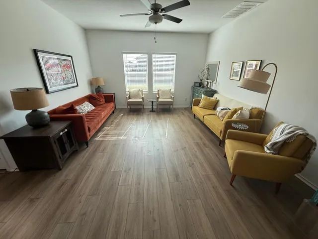 $2,551 | 380 Mendoza, Kyle, TX 78640