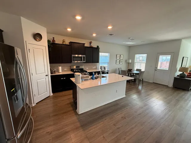 $2,551 | 380 Mendoza, Kyle, TX 78640