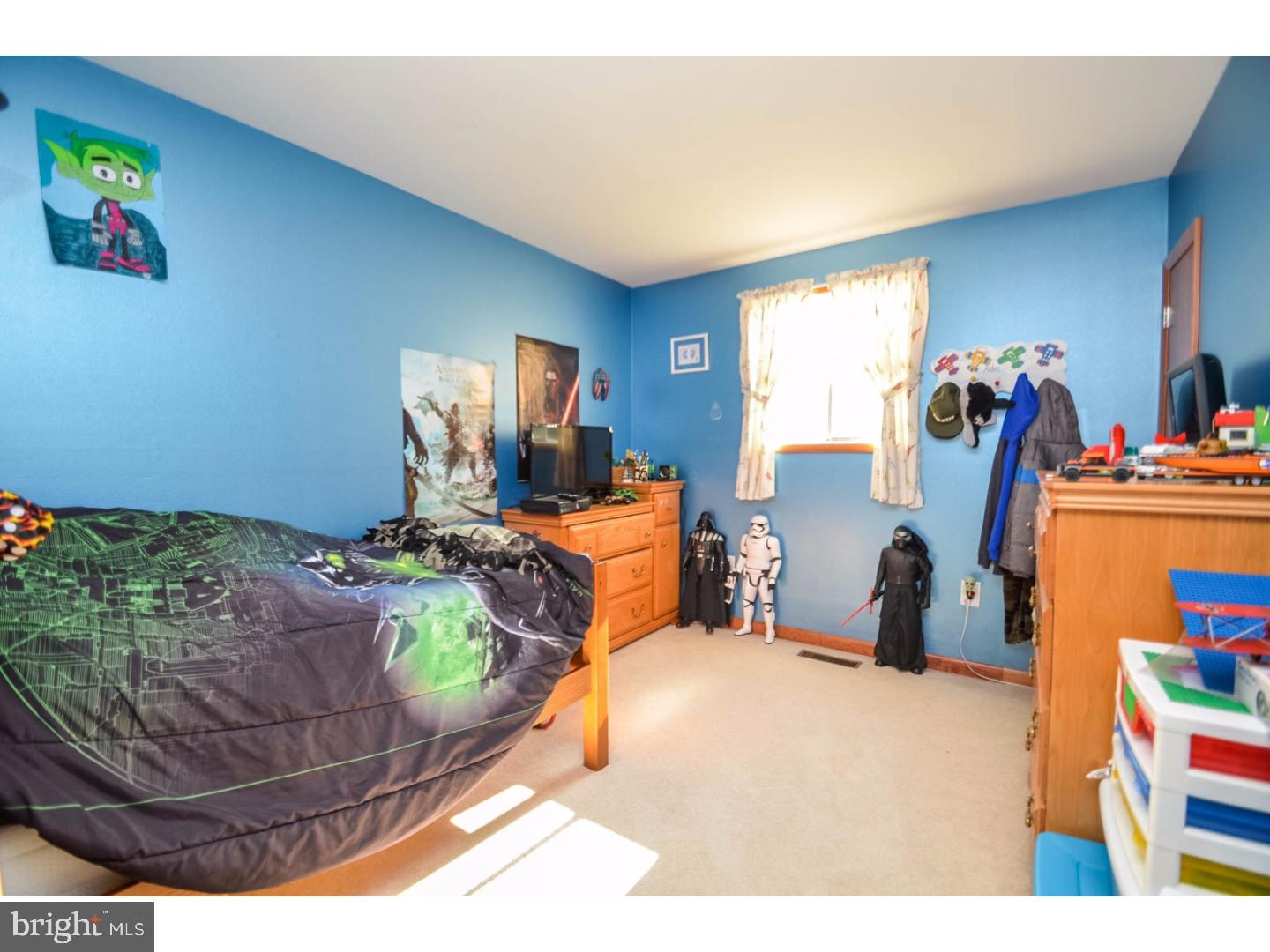 2842 Middletown Road Bethlehem, PA 18020 - Photo 14 of 18