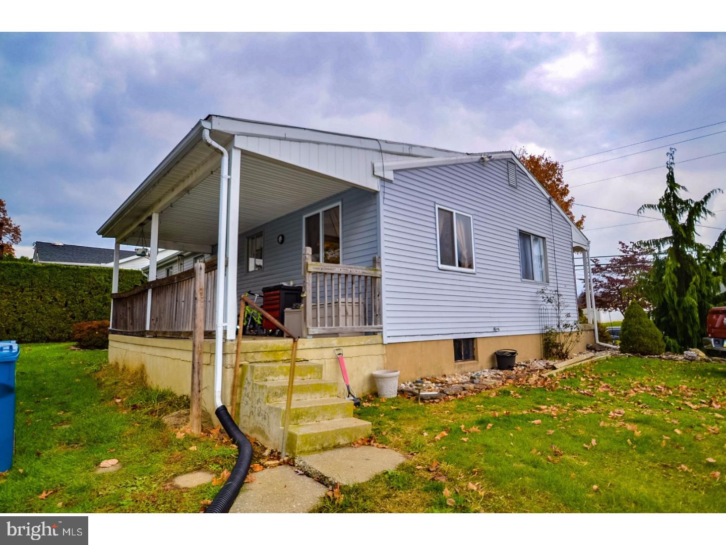 2842 Middletown Road Bethlehem, PA 18020 - Photo 16 of 18