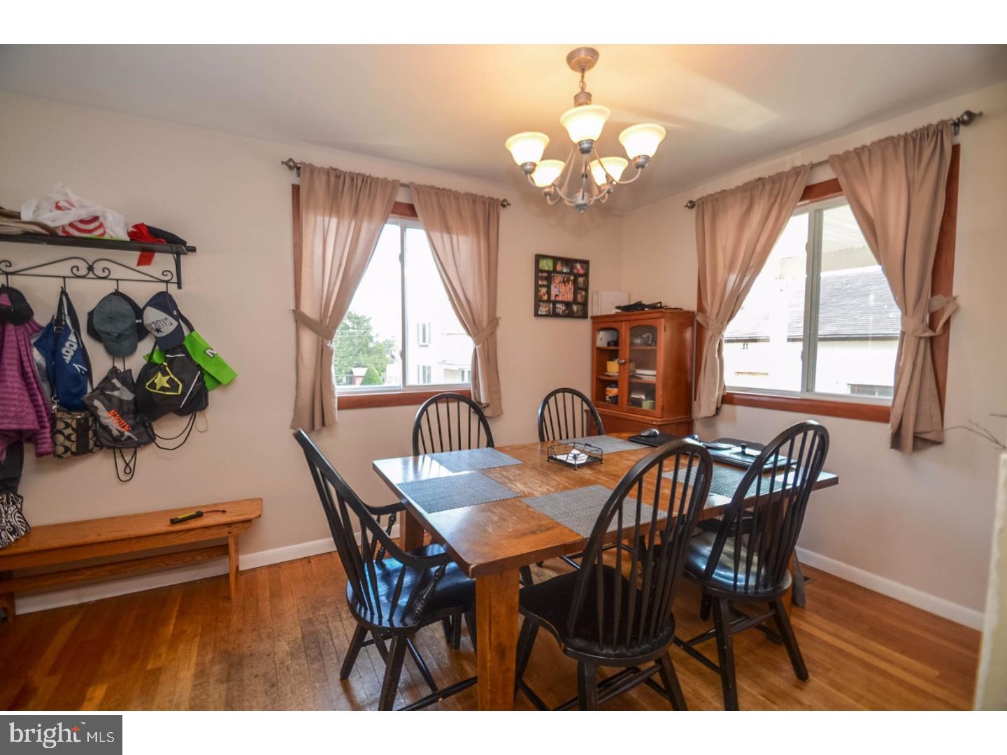 2842 Middletown Road Bethlehem, PA 18020 - Photo 5 of 18