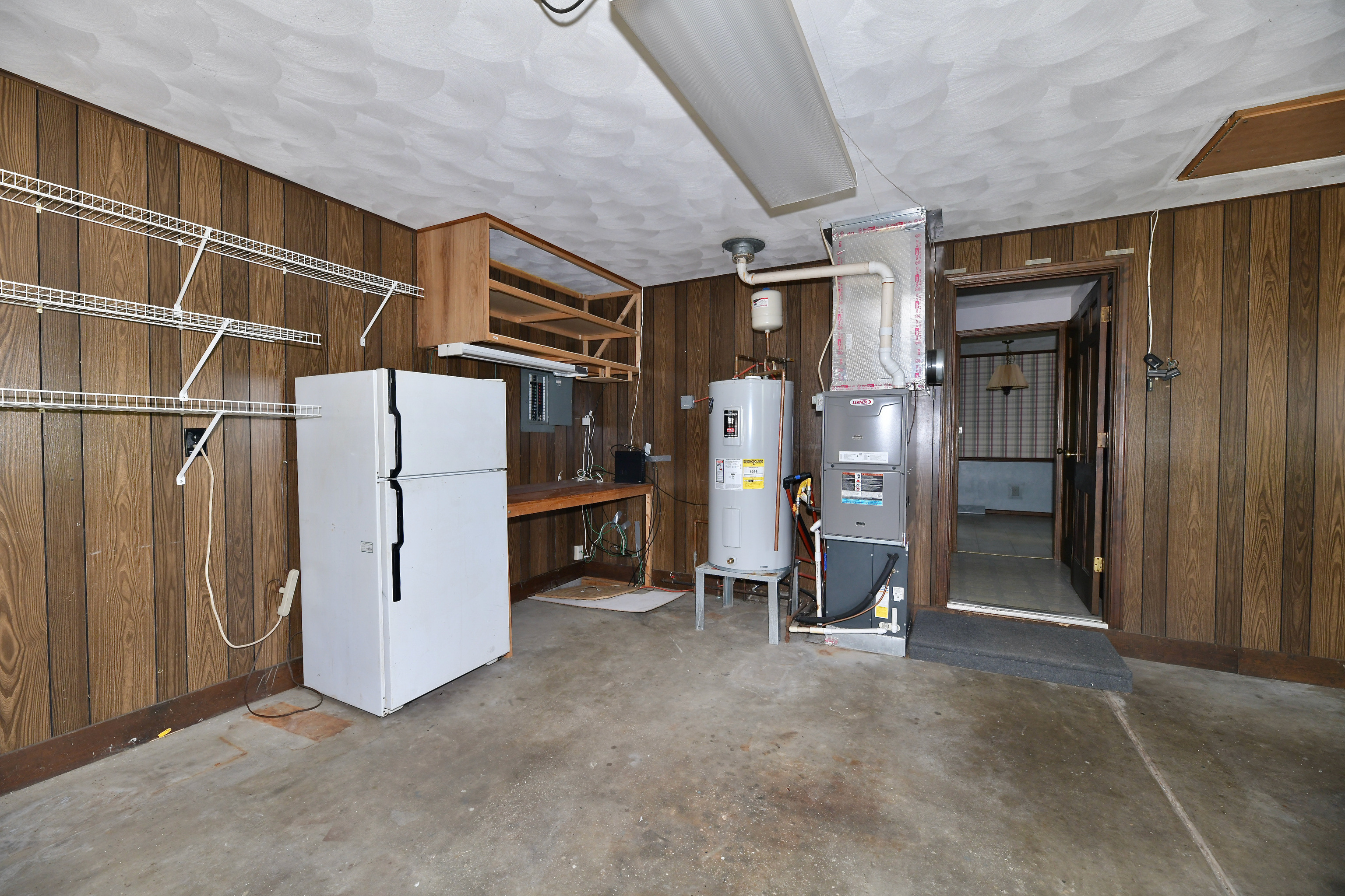 2527 Lindberg Road Anderson, IN 46012 - Photo 10 of 29