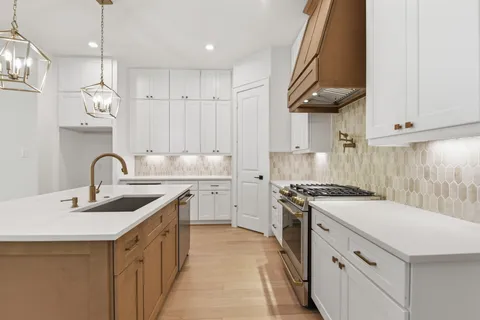 $719,900 | 6009 Maxie Street, Houston, TX 77007