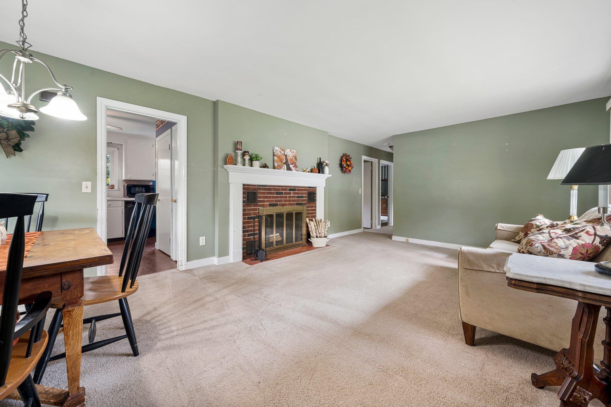 200 Tory Road Manchester, NH 03104 - Photo 18 of 28