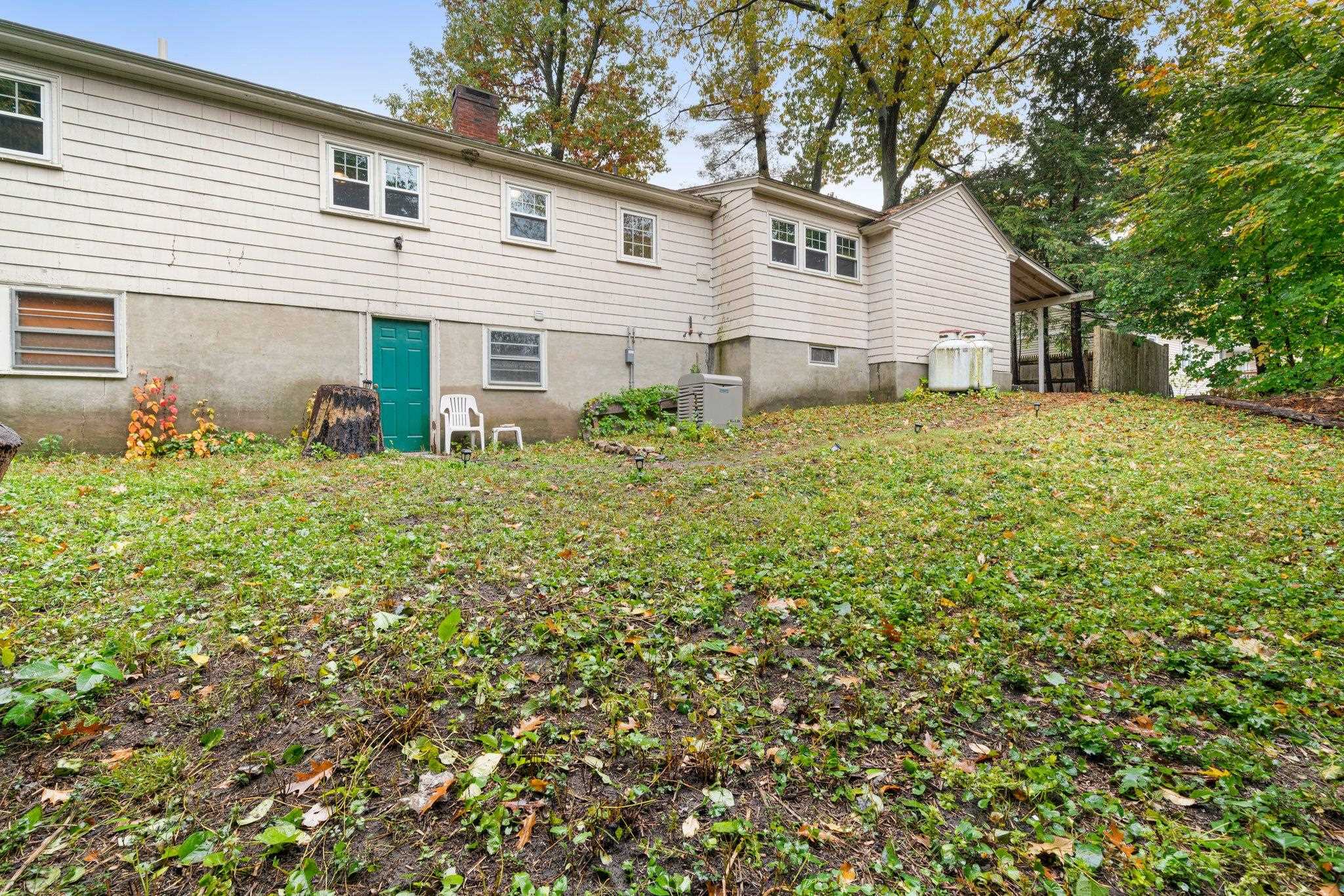 200 Tory Road Manchester, NH 03104 - Photo 4 of 28