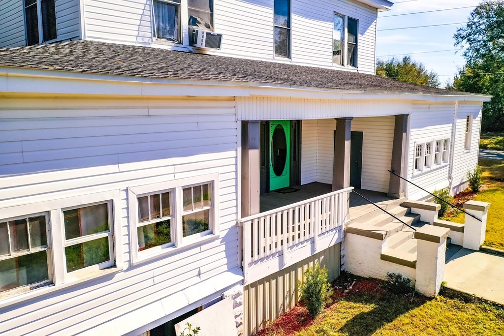 415 Dewey Street Waycross, GA 31501 - Photo 4 of 54