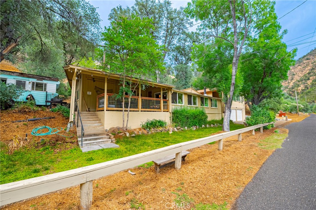 9977 Incline Road El Portal, CA 95318 - Photo 1 of 1 a view of a house with a yard