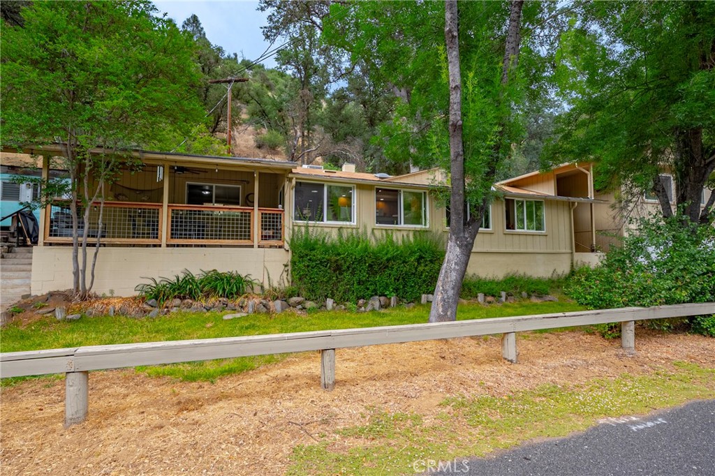 9977 Incline Road El Portal, CA 95318 - Photo 13 of 46 front view of a house with a yard